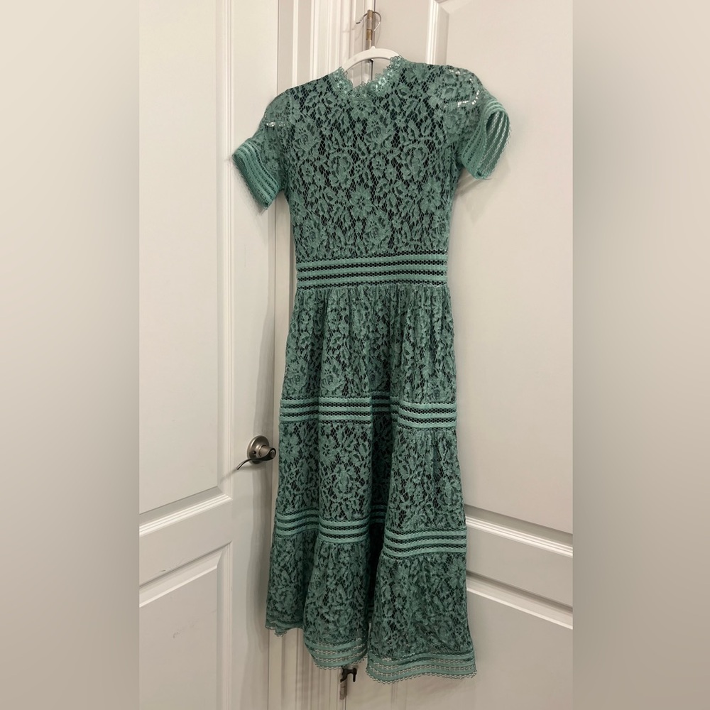Women’s Lace Tiered Dress in Seafoam Green